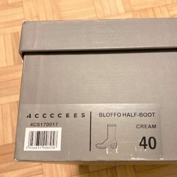 4ACCCCEES Cream White Heeled Leather Boots - Picture 6 of 6